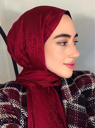 Dior şal