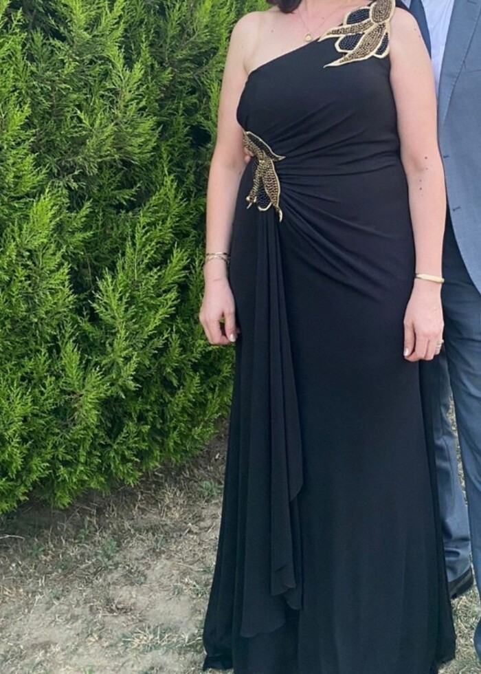 Tek omuz işlemeli abiye - Görsel 4