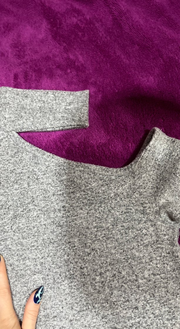 Gri Yüksek Yakalı Kadın Triko Kazak - Görsel 2