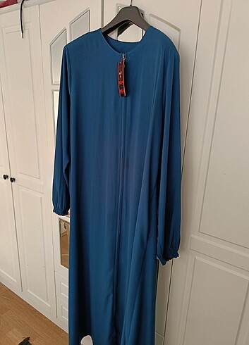 Mevlana model petrol mavisi etiketli cepli ferace