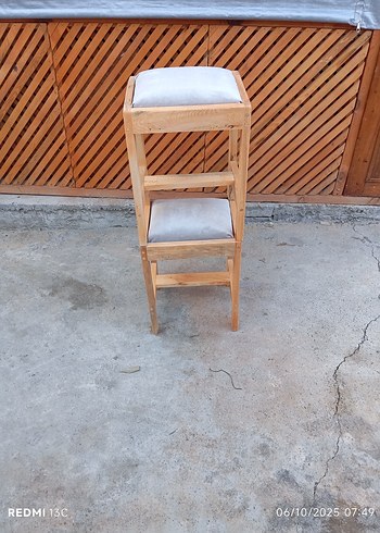 Bej  Minderli ahşap tabure - Görsel 7