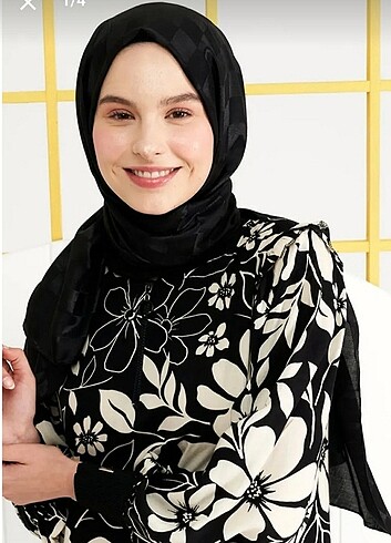 Madame Polo siyah renk lara şal 