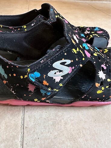 30 Beden Skechers sandalet