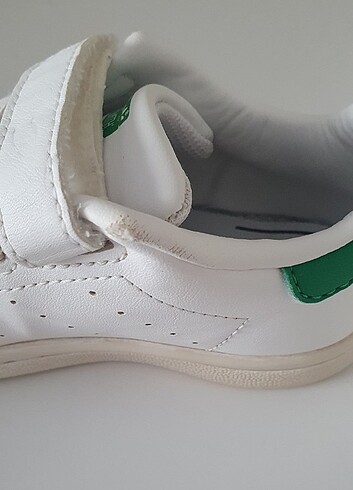 25 Beden beyaz Renk ADİDAS STAN SMITH