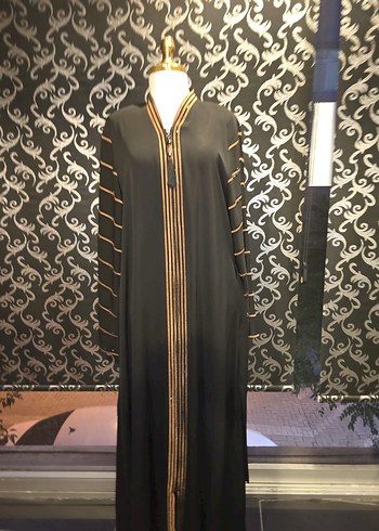 Uzun Kollu Siyah Nakışlı Kadın ferace - Görsel 5