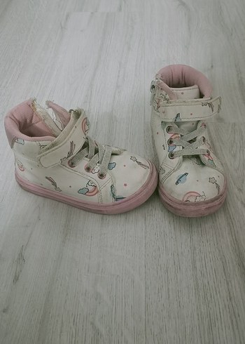 LC Waikiki Kız Çocuk Pembe Bağcıklı Spor Ayakkabı
