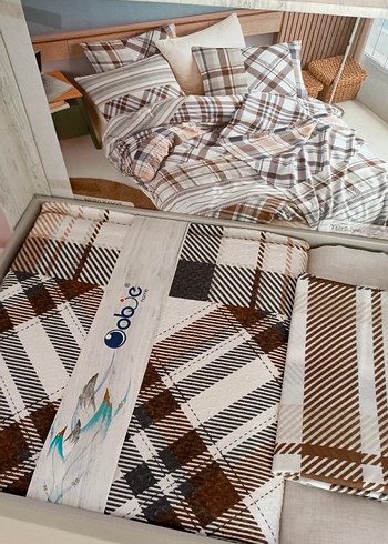 Beyaz ve Gri Ekose Desenli Çift Pike Takımı - Görsel 5