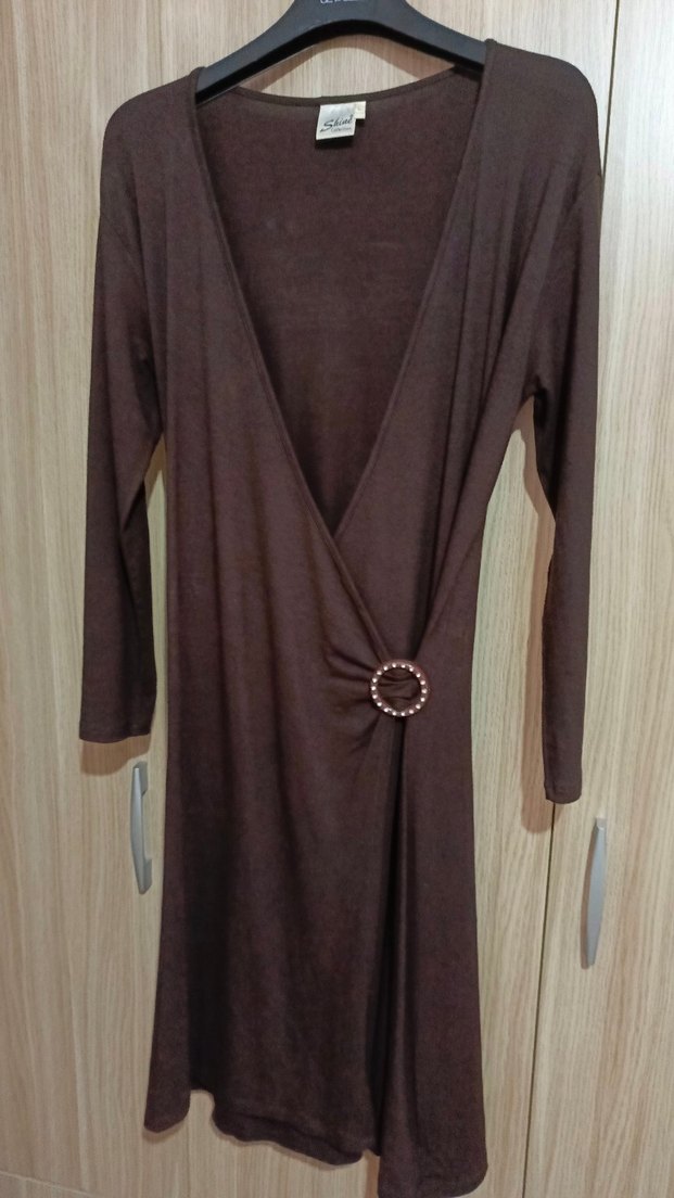 Kahverengi V Yaka Kemerli Uzun Elbise - Görsel 3