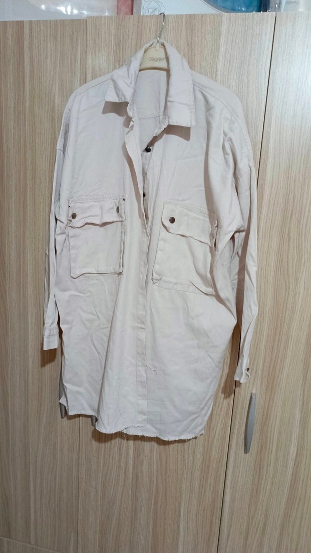 Düğmeli Beyaz Keten Kadın Gömlek - Görsel 2