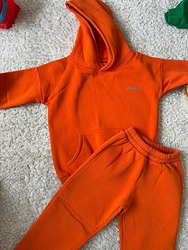 Zara Pueril şardonlu 7-8 yaş yeni eşofman takmı