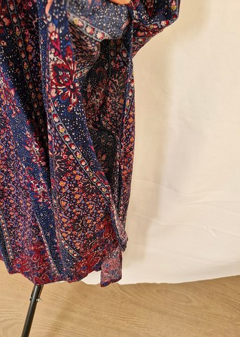 Bohem Uzun V Yaka Çiçek Desenli Elbise - Görsel 6