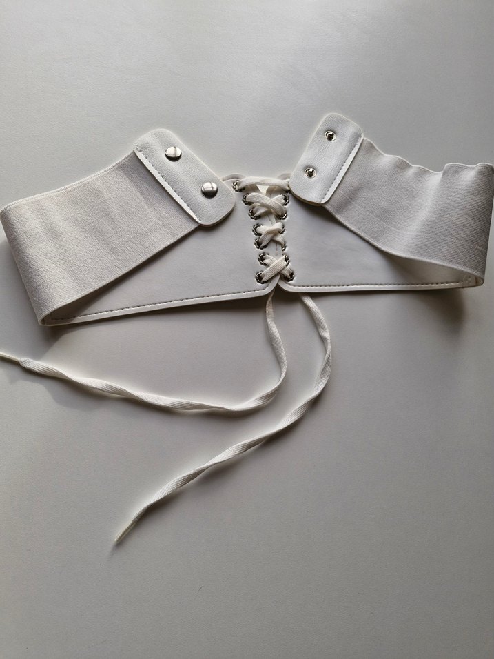 Beyaz Deri Kuşak Bağcıklı Kemer - Görsel 3