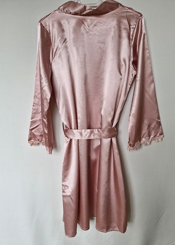 Pembe 4 Parça Saten Gecelik ve Sabahlık Takım - Görsel 3