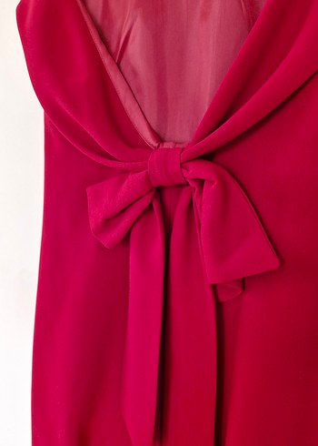 Fiyonklu Sırt Dekolteli Bordo Midi Abiye Elbise - Görsel 3