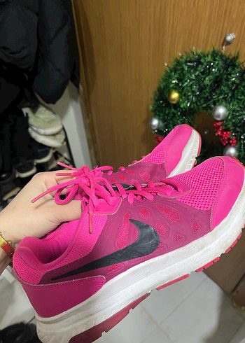 Nike 38,5