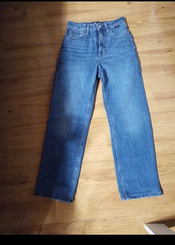 Kadın Mavi Parlak Denim Bol Kesim Jean