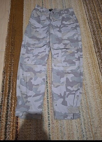 Bershka pantolon