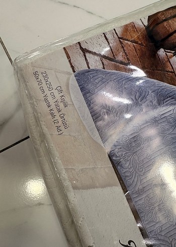 Beyaz Desenli Pamuklu Yatak Örtüsü - Görsel 2