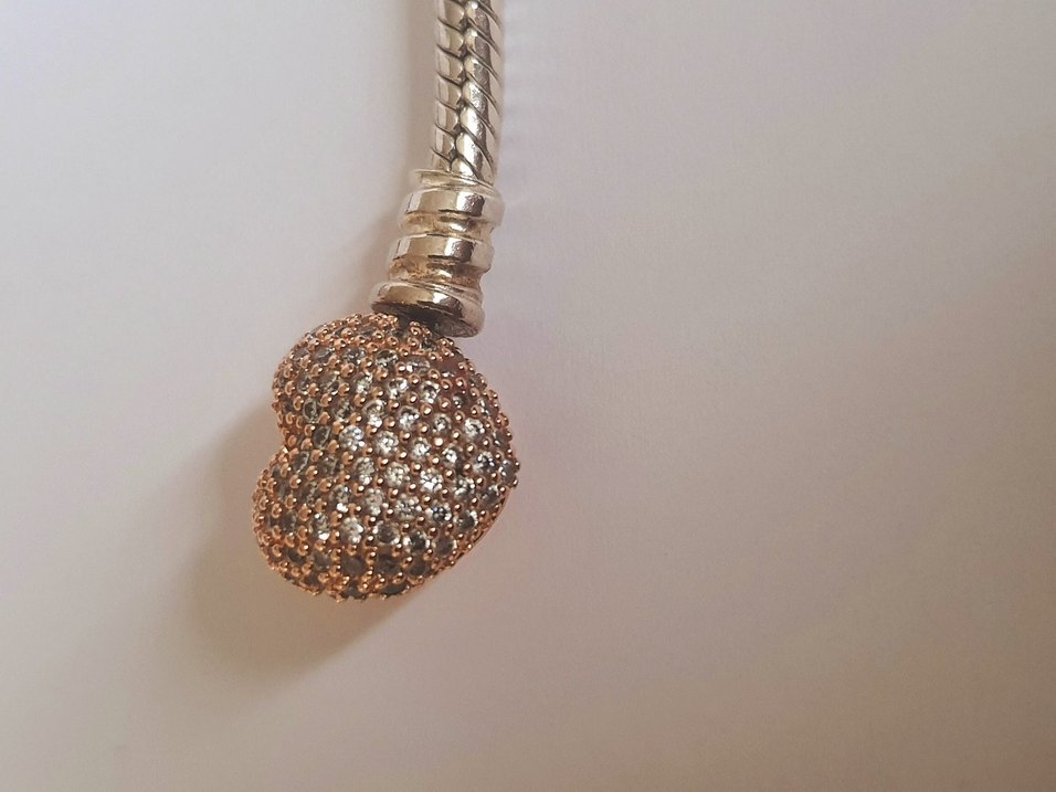 Orjinal PANDORA AltınTaşlı Kalpli  Bileklik Yepyeni. - Görsel 4