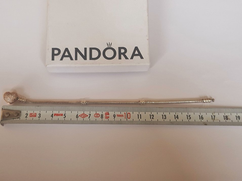 Orjinal PANDORA AltınTaşlı Kalpli  Bileklik Yepyeni. - Görsel 2