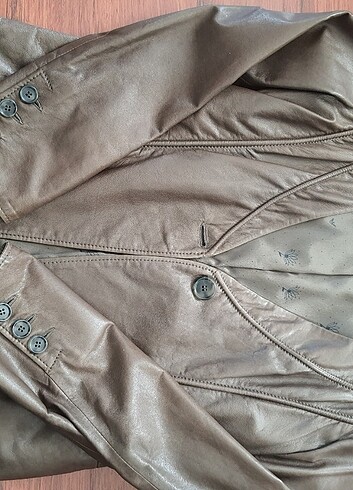 Emporio Armani Deri Ceket,Çok şık Blazer Model sayılı giyildi.Ye - Görsel 6