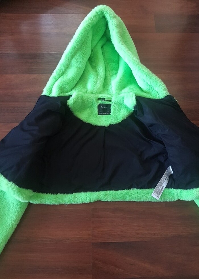 Bershka neon fıstık yesili peluş bedeni XS ama genis kalıp,38 be - Görsel 2