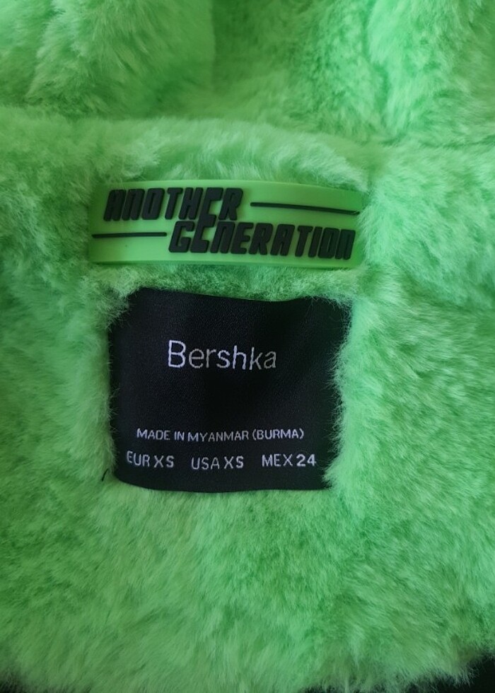 Bershka neon fıstık yesili peluş bedeni XS ama genis kalıp,38 be - Görsel 5