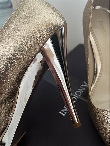 37 Beden Gold topuklu