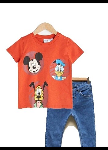 LCW Erkek Çocuk Mickey Tişört Jean tk 4