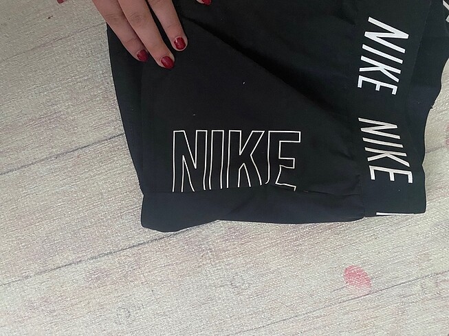 s Beden siyah Renk Nike şort