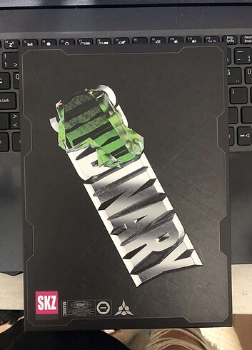 Stray Kids Oddinary Album (Limited Edition)