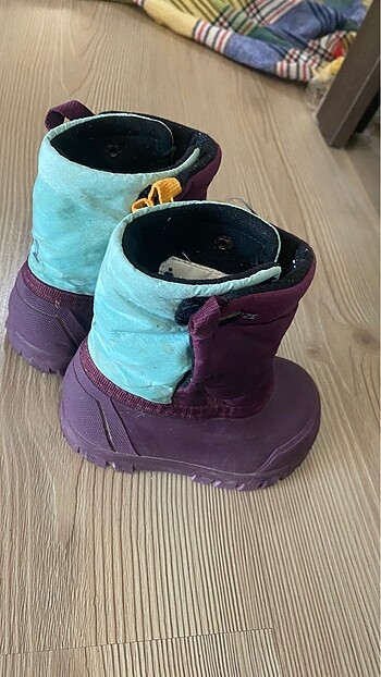 21 Beden mor Renk Kışlık bot 20/21 numara 12.5cm