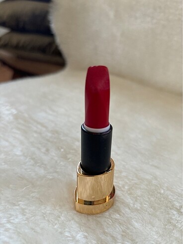 Charmex CiharmingLipstick matte ruj