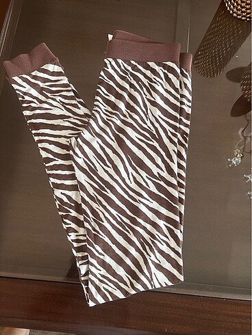 Penyemood leopar tayt