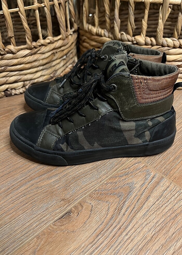 Zara Sneakers - Görsel 2