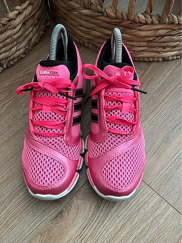 Adidas spor ayakkabı - Görsel 3