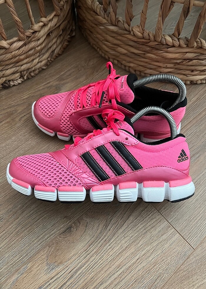 Adidas spor ayakkabı - Görsel 2