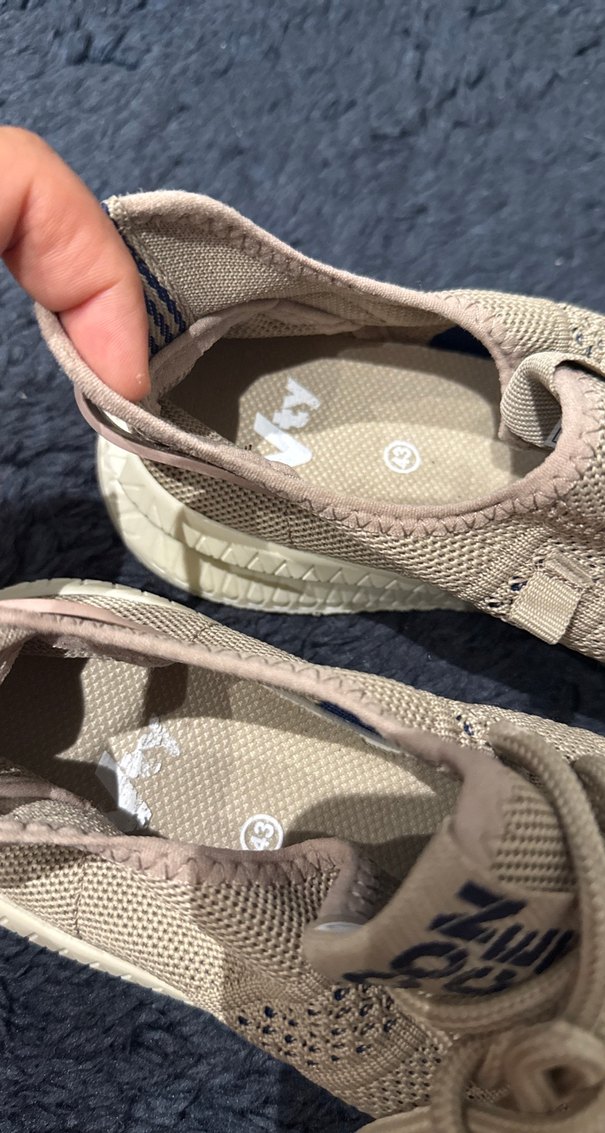 Hiç giyilmemiş spor ayakkabı - Görsel 4