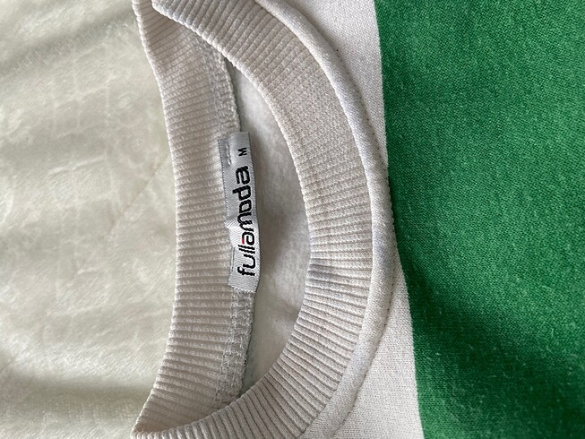 m Beden Sweat