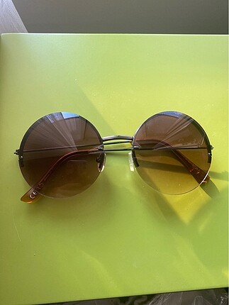Mango güneş gözlüğü