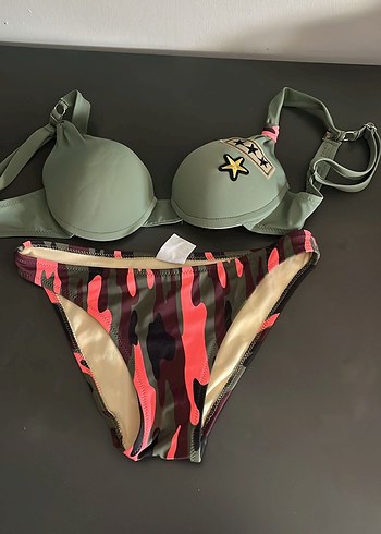 Pembe Kamuflaj Desenli Mini Bikini Takımı