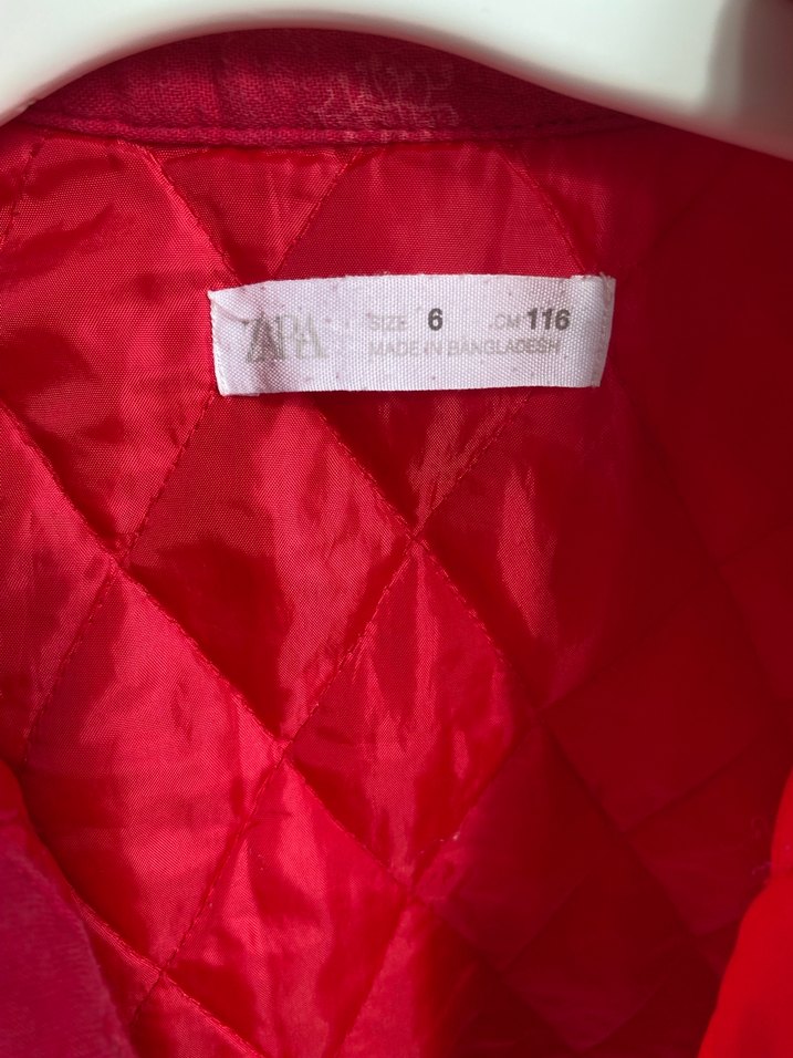 Kız Çocuk Kırmızı Keten Düğmeli Ceket - Görsel 4