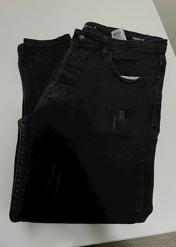 Siyah Kadın Kot Pantolon Kemerli Regular Fit - Görsel 4