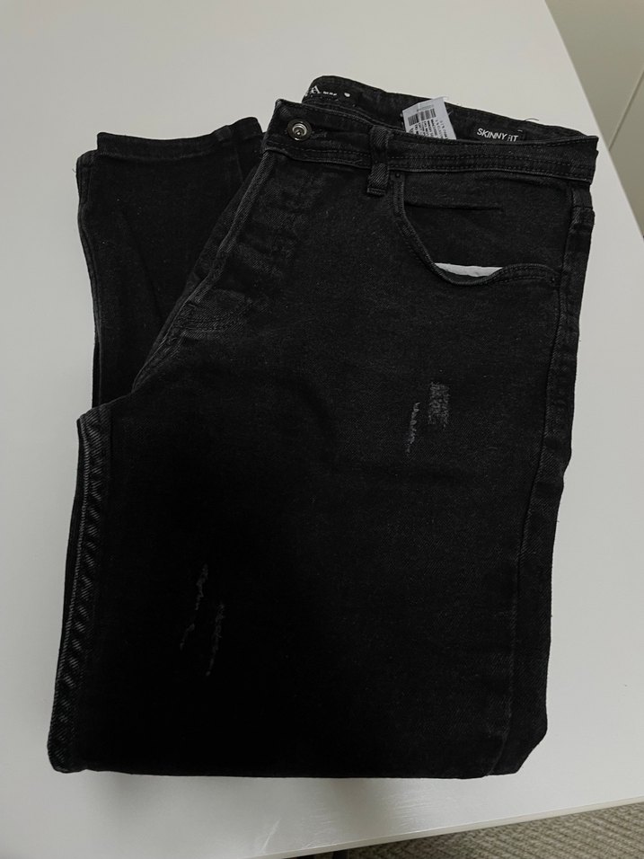 Siyah Kadın Kot Pantolon Kemerli Regular Fit - Görsel 4