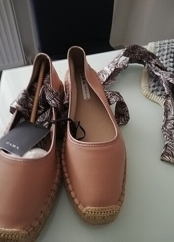 zara sandalet kumaş bağcıklı 