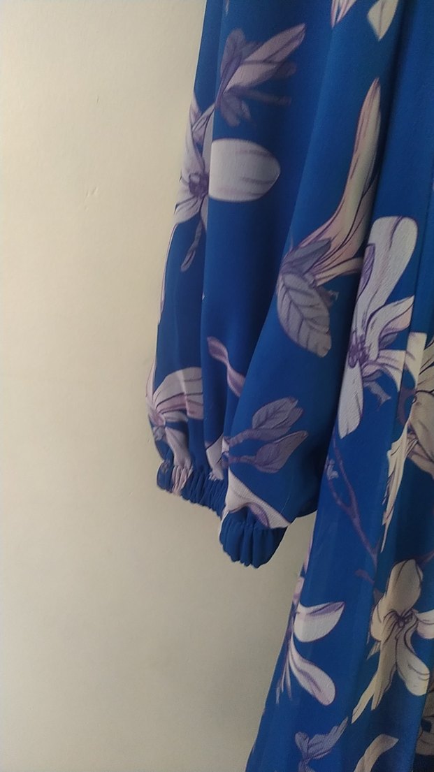 Mavi Çiçek Desenli Uzun Bohem Elbise - Görsel 3