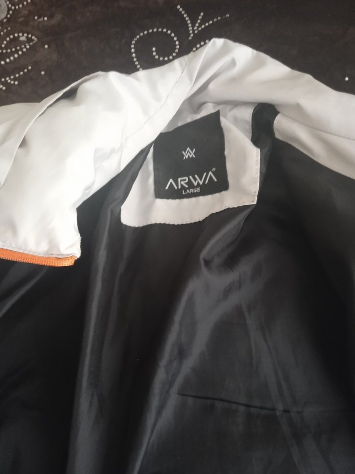 Düğmeli Beyaz Kadın Kışlık Mont - Görsel 2