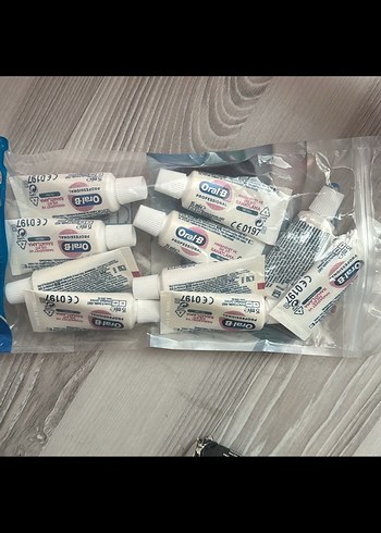 Meridol/Colgate/OralB Diş Macunu 5 tane 20 ml 165 - Görsel 4