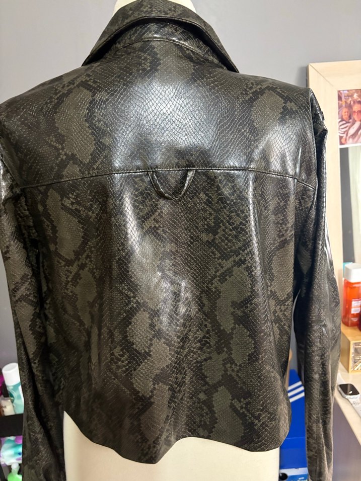 Düğmeli Yılan Desenli Kahverengi Deri Ceket - Görsel 3