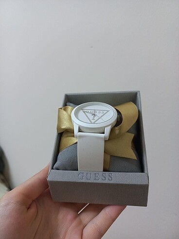 Guess Guess saat